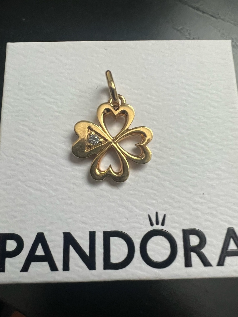 Pandora ME Heart Four-leaf Clover Medallion Charm- 14K gold plated